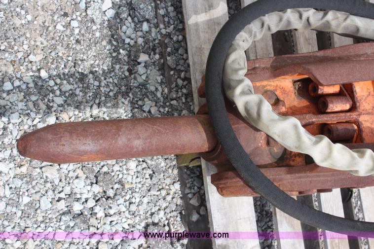 image for item G5057 Stanley MP800 hydraulic breaker