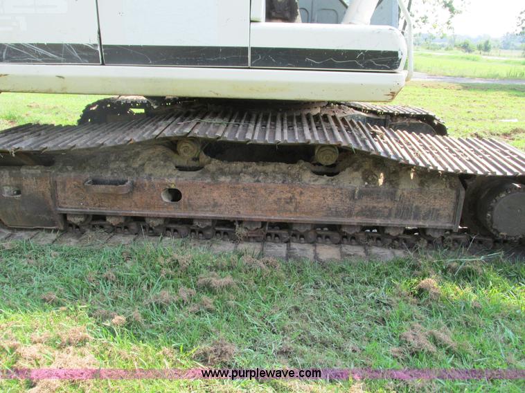 image for item G9439 Terex TXC225-1 excavator