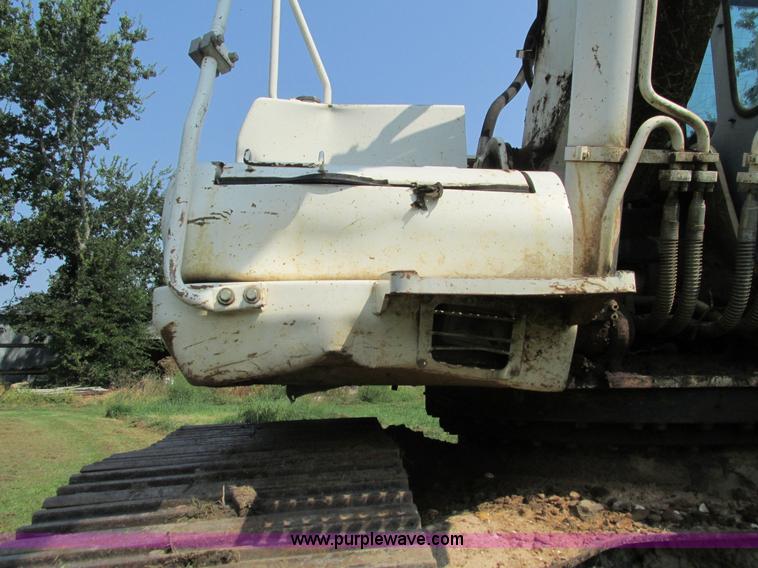 image for item G9439 Terex TXC225-1 excavator