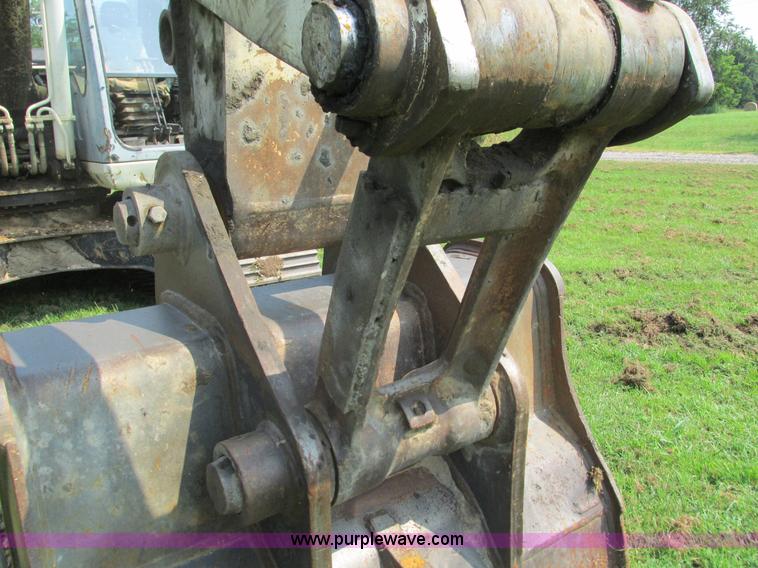 image for item G9439 Terex TXC225-1 excavator