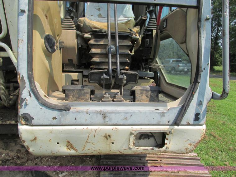 image for item G9439 Terex TXC225-1 excavator