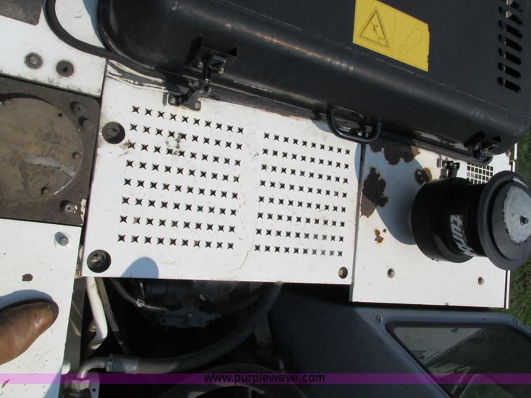 image for item G9439 Terex TXC225-1 excavator