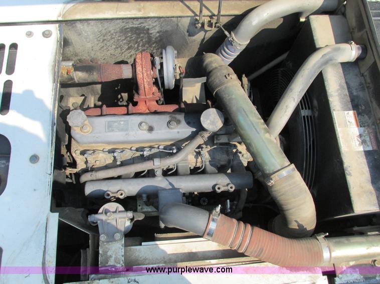 image for item G9439 Terex TXC225-1 excavator