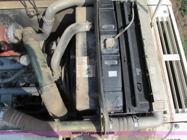 image for item G9439 Terex TXC225-1 excavator