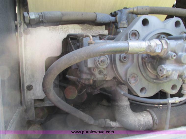 image for item G9439 Terex TXC225-1 excavator