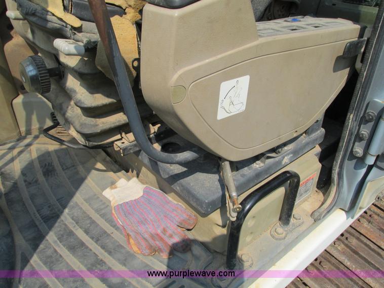 image for item G9439 Terex TXC225-1 excavator