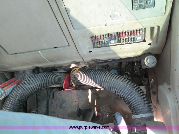 image for item G9439 Terex TXC225-1 excavator