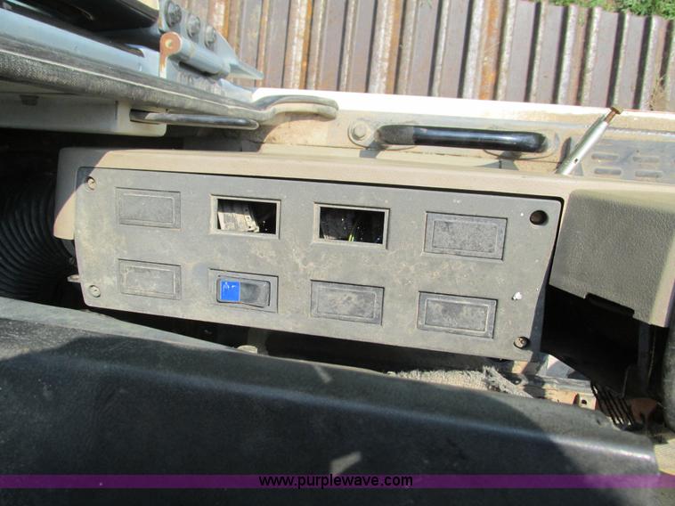 image for item G9439 Terex TXC225-1 excavator