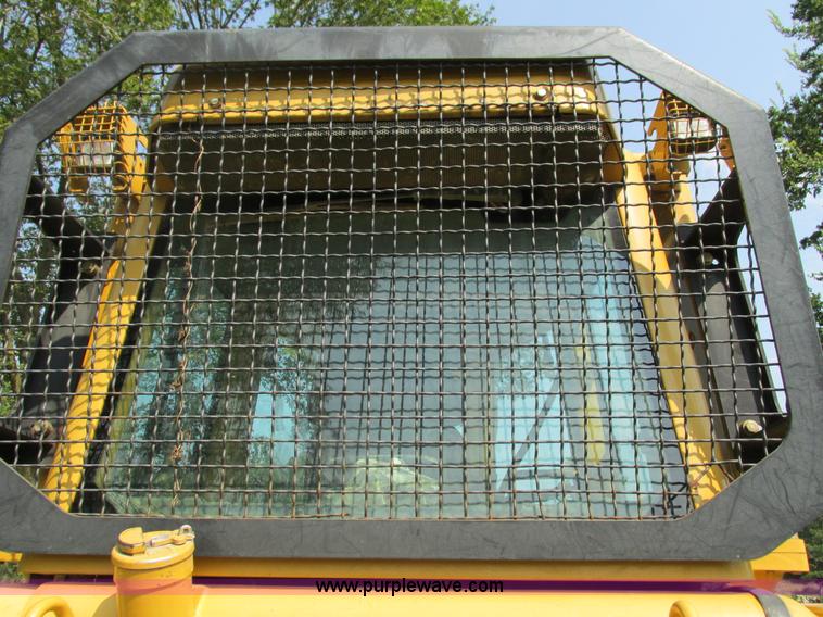 image for item G9440 2005 Caterpillar D5N XL dozer