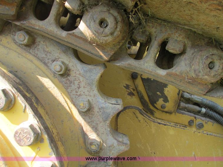 image for item G9440 2005 Caterpillar D5N XL dozer