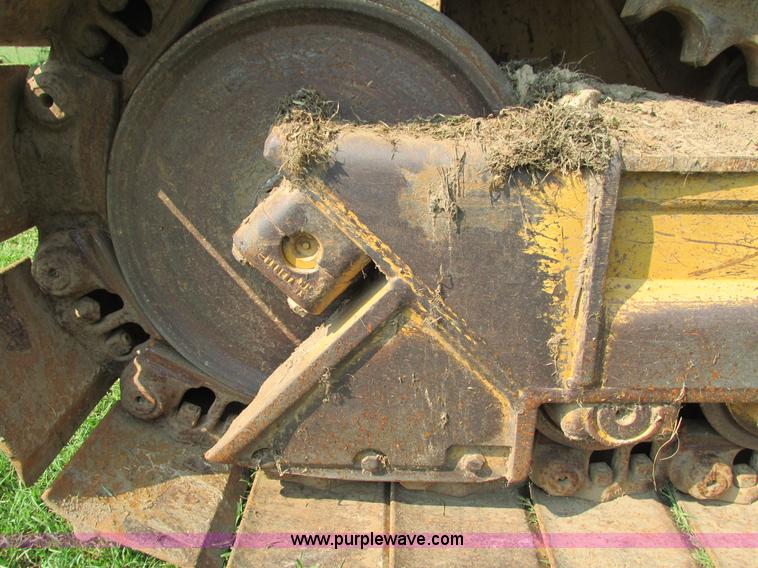 image for item G9440 2005 Caterpillar D5N XL dozer