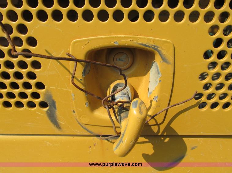 image for item G9440 2005 Caterpillar D5N XL dozer