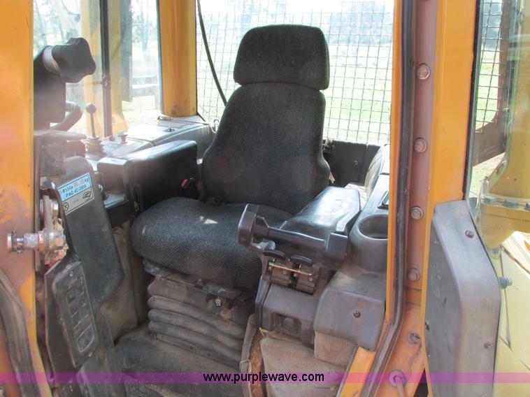 image for item G9440 2005 Caterpillar D5N XL dozer