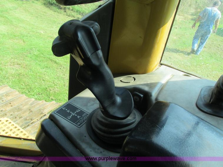 image for item G9440 2005 Caterpillar D5N XL dozer