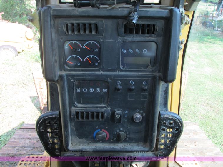 image for item G9440 2005 Caterpillar D5N XL dozer
