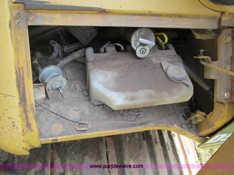 image for item G9440 2005 Caterpillar D5N XL dozer