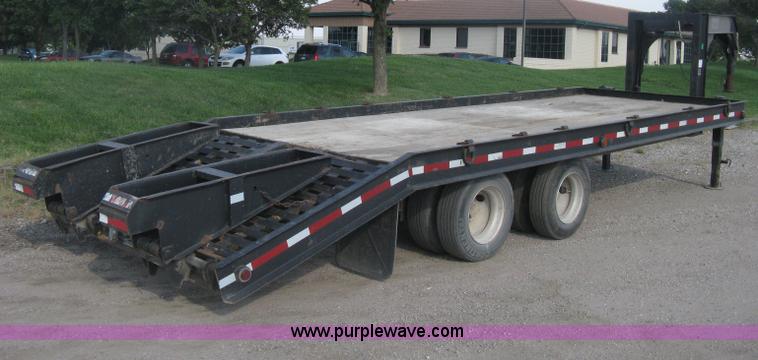 image for item H6393 2000 Belshe DT255 gooseneck equipment trailer