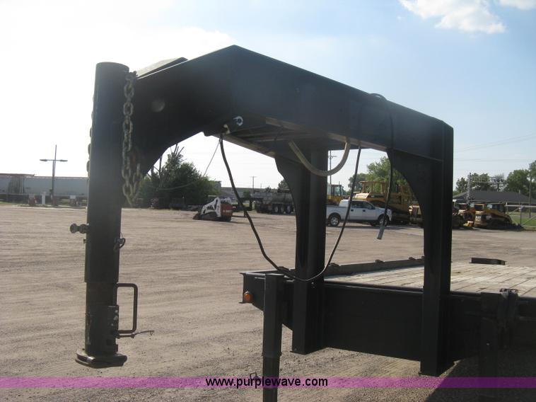 image for item H6393 2000 Belshe DT255 gooseneck equipment trailer