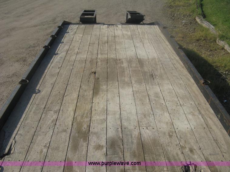 image for item H6393 2000 Belshe DT255 gooseneck equipment trailer