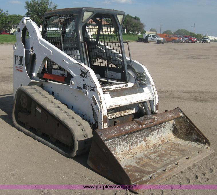image for item H6394 2004 Bobcat T190 Turbo track skid steer