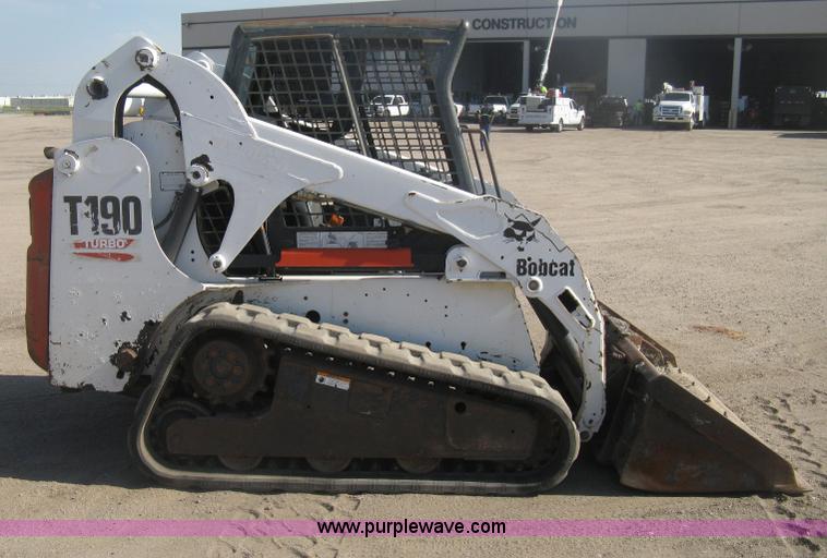 image for item H6394 2004 Bobcat T190 Turbo track skid steer