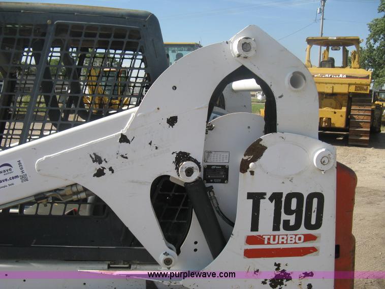 image for item H6394 2004 Bobcat T190 Turbo track skid steer