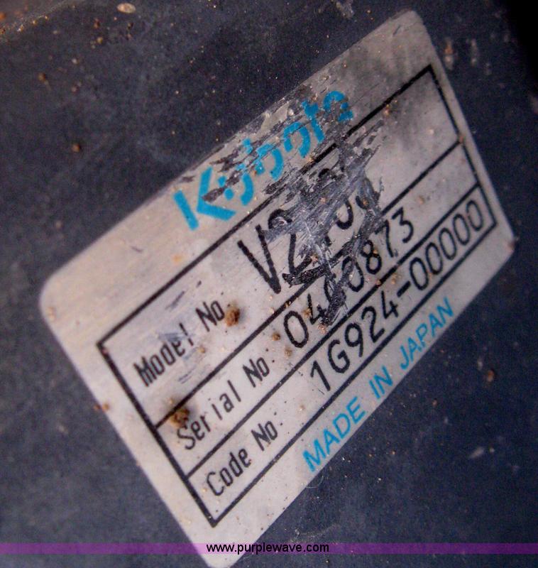 image for item H6394 2004 Bobcat T190 Turbo track skid steer