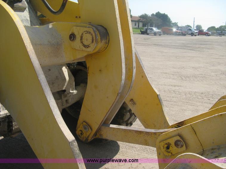 image for item H6414 2004 Komatsu WA320-5L Galeo wheel loader