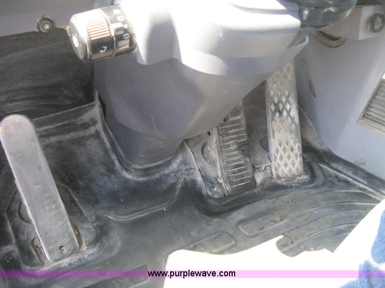 image for item H6414 2004 Komatsu WA320-5L Galeo wheel loader