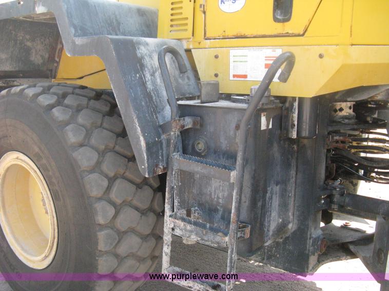 image for item H6414 2004 Komatsu WA320-5L Galeo wheel loader