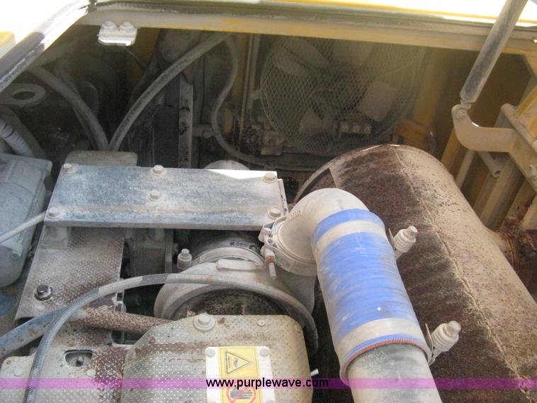 image for item H6414 2004 Komatsu WA320-5L Galeo wheel loader