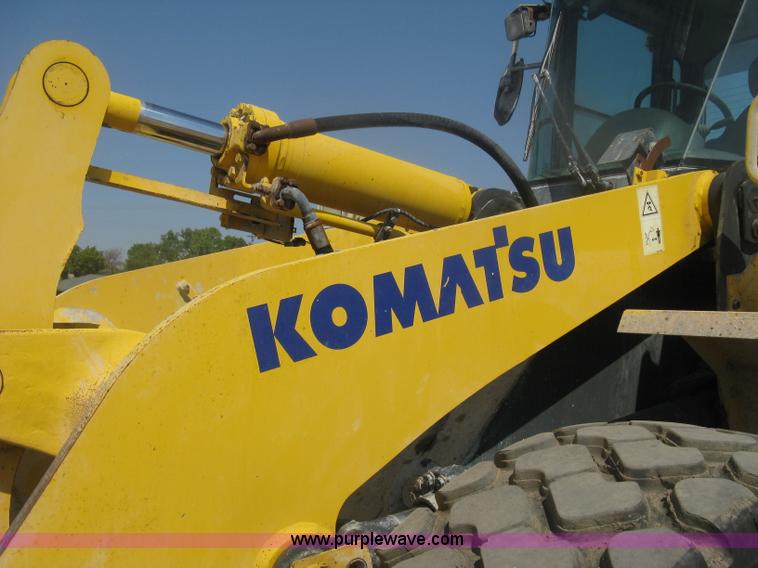 image for item H6414 2004 Komatsu WA320-5L Galeo wheel loader
