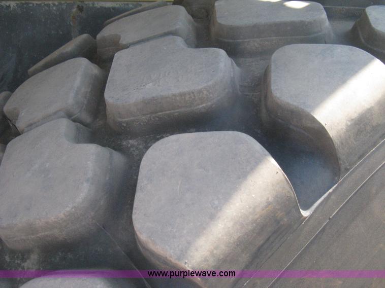 image for item H6414 2004 Komatsu WA320-5L Galeo wheel loader