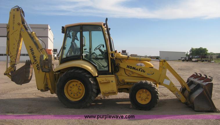 image for item H6434 2002 Komatsu WB140-2 backhoe
