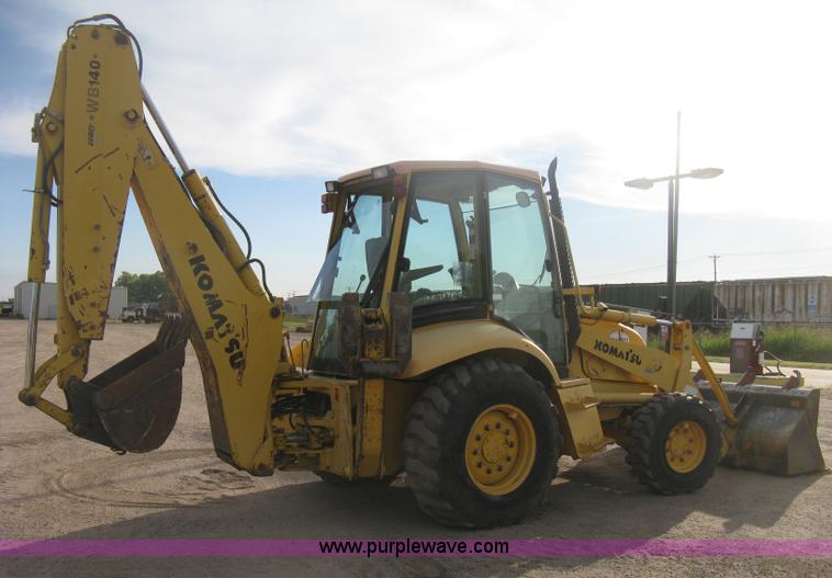 image for item H6434 2002 Komatsu WB140-2 backhoe
