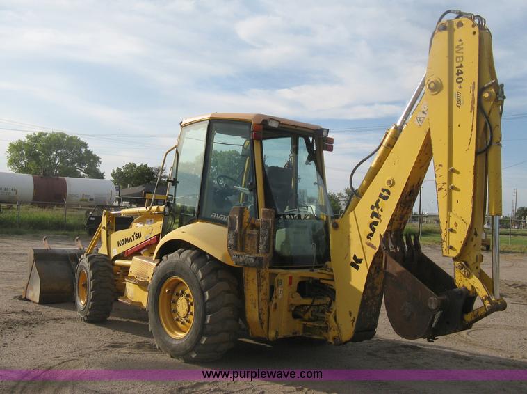 image for item H6434 2002 Komatsu WB140-2 backhoe
