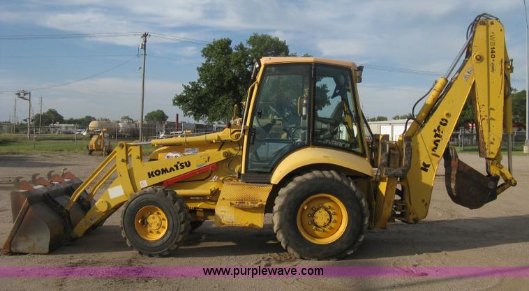 image for item H6434 2002 Komatsu WB140-2 backhoe