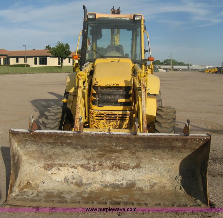 image for item H6434 2002 Komatsu WB140-2 backhoe