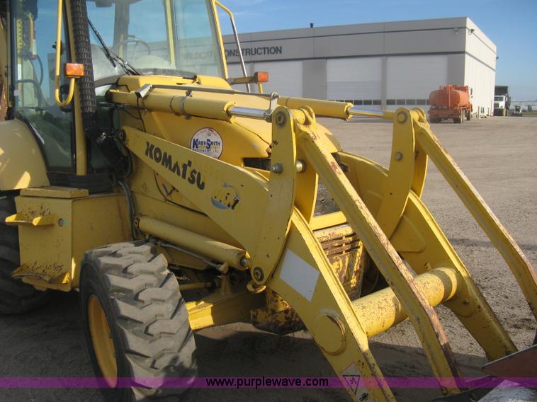 image for item H6434 2002 Komatsu WB140-2 backhoe