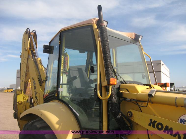 image for item H6434 2002 Komatsu WB140-2 backhoe