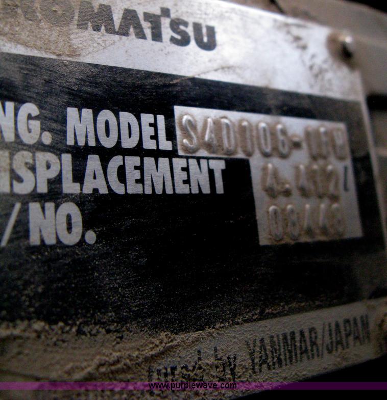 image for item H6434 2002 Komatsu WB140-2 backhoe