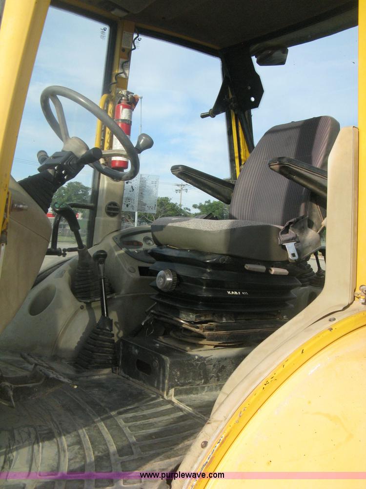 image for item H6434 2002 Komatsu WB140-2 backhoe