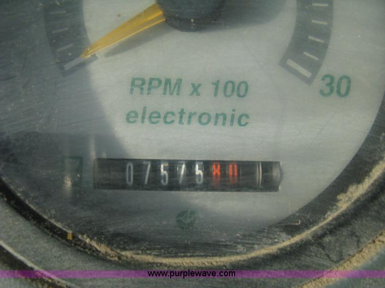 image for item H6434 2002 Komatsu WB140-2 backhoe