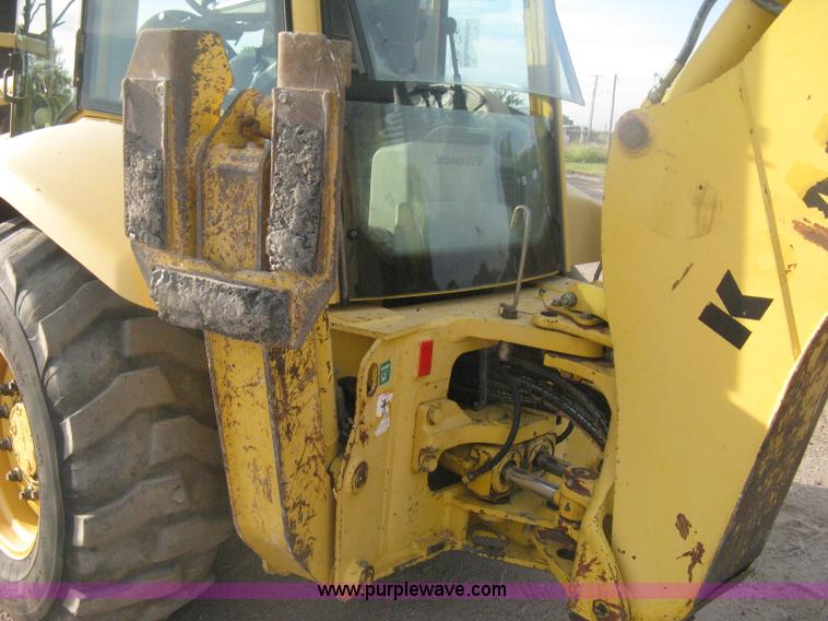 image for item H6434 2002 Komatsu WB140-2 backhoe