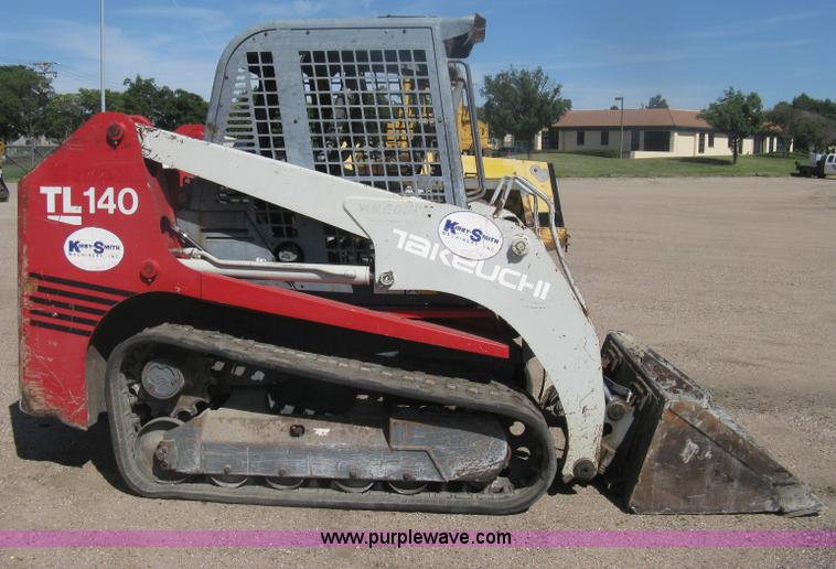image for item H6444 2004 Takeuchi TL140 track skid steer
