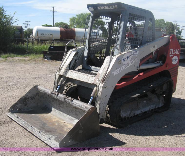 image for item H6444 2004 Takeuchi TL140 track skid steer