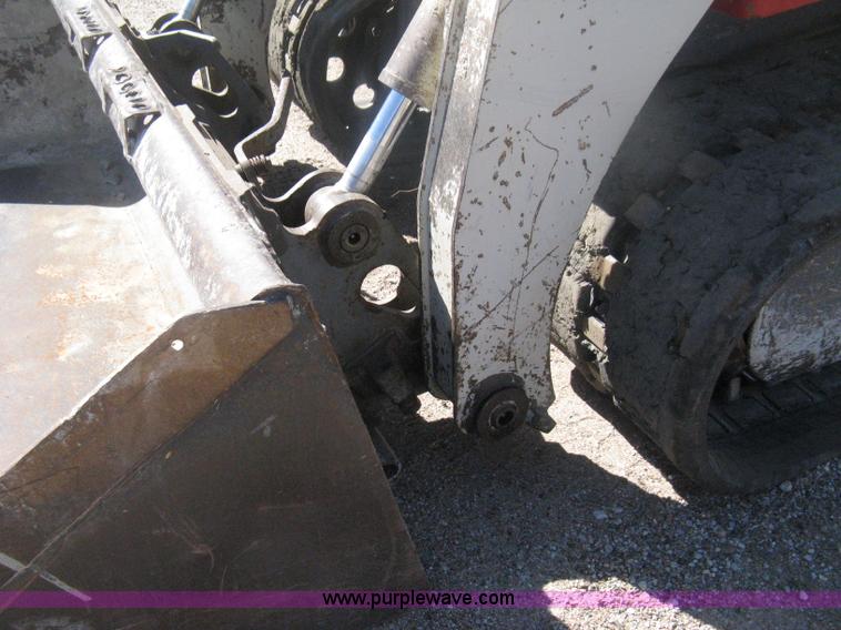 image for item H6444 2004 Takeuchi TL140 track skid steer