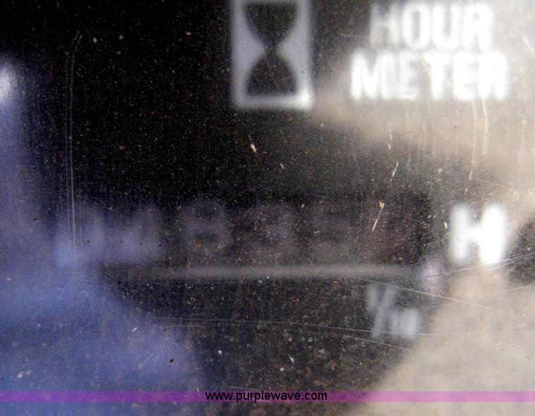 image for item H6444 2004 Takeuchi TL140 track skid steer