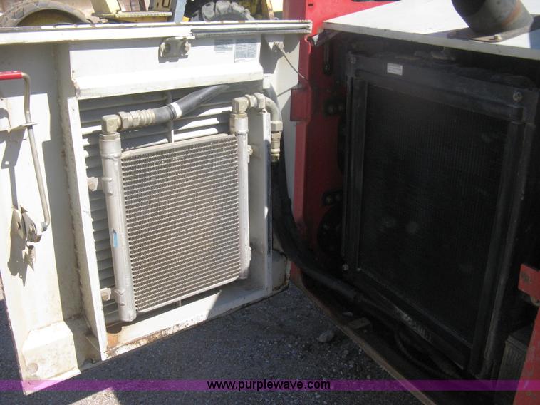 image for item H6444 2004 Takeuchi TL140 track skid steer