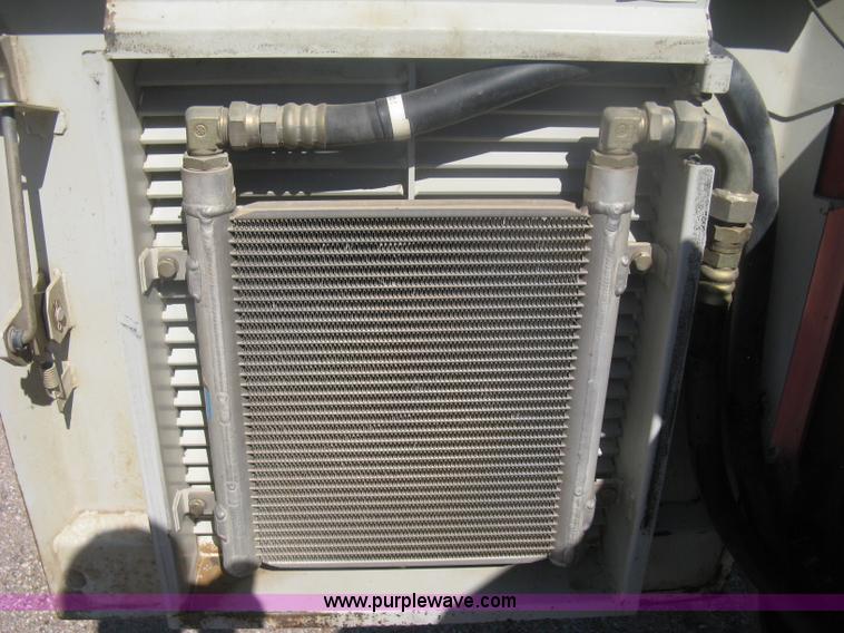 image for item H6444 2004 Takeuchi TL140 track skid steer